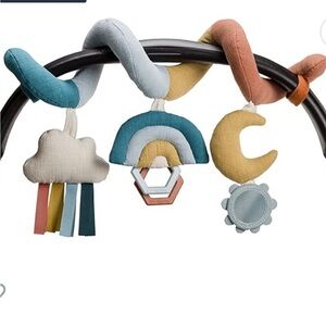 Itzy Ritzy car seat toy